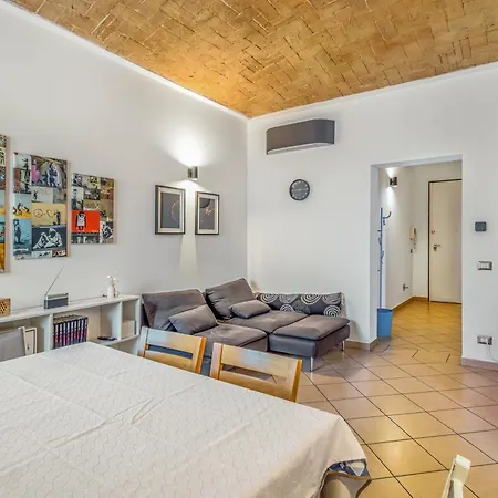 Guesthost - Cozy Flat X4 In A Historic Silk Mill דירה *