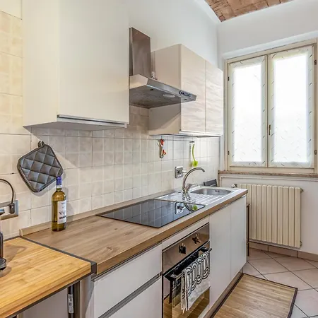 Guesthost - Cozy Flat X4 In A Historic Silk Mill דירה