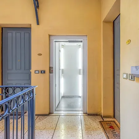 Guesthost - Cozy Flat X4 In A Historic Silk Mill דירה מודנה